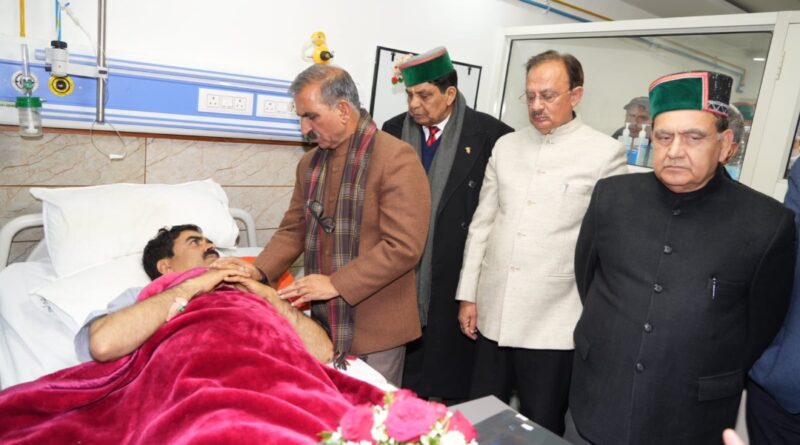 CM Sukhu enquires well being of former legislator Bamber Thakur HIMACHAL HEADLINES