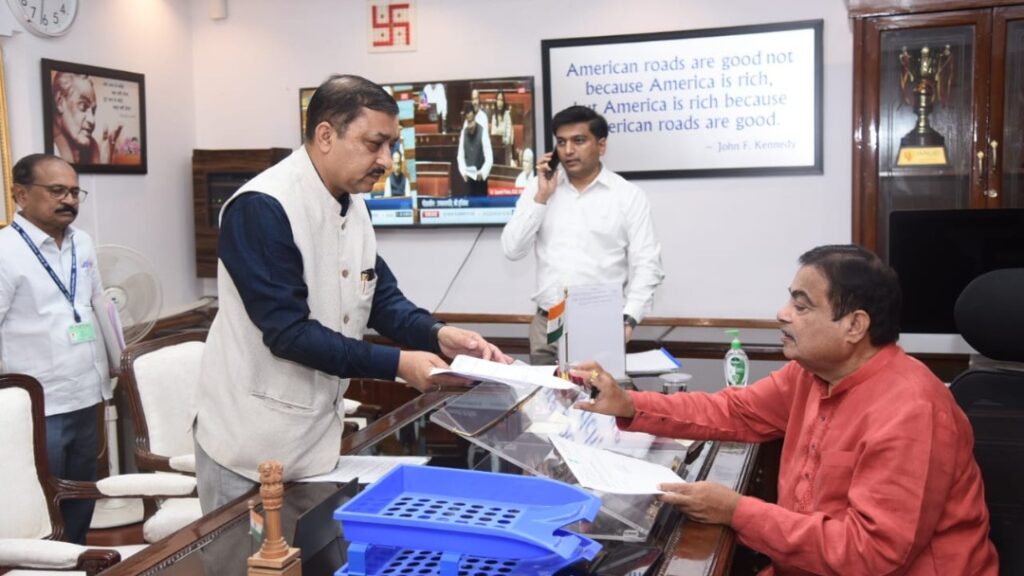 Construction of Kharapathar tunnel will give a new dimension to Himachal's connectivity: Suresh Kashyap HIMACHAL HEADLINES