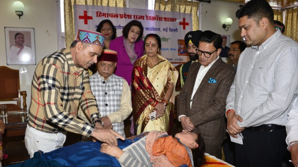 Himachal Governor inaugurates free acupuncture medical camp HIMACHAL HEADLINES