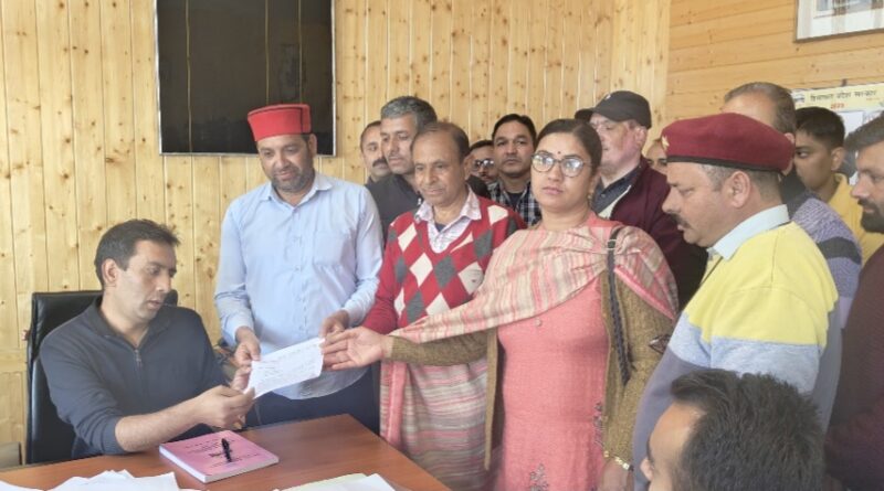 Shimla Nagarik Sabha Protests Against Demolition Notices Issued by Municipal Corporation HIMACHAL HEADLINES