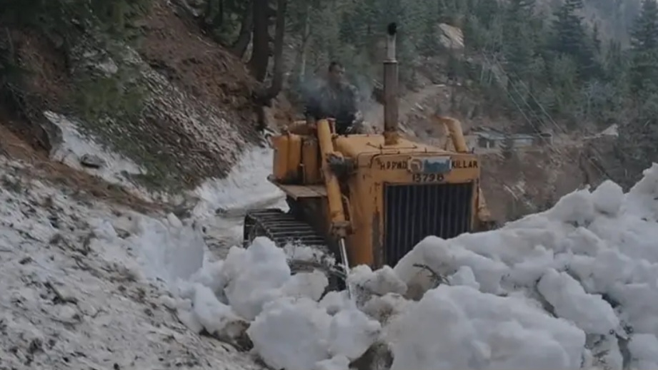 Shinkula Pass Reopens After 3.5 Months, Restoring a Lifeline to Zanskar Valley Shinkula Pass Reopens After 3.5 Months, Restoring a Lifeline to Zanskar Valley HIMACHAL HEADLINES