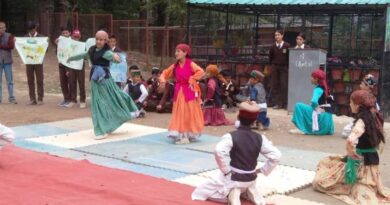 Himachal Day celebrated with pomp and show in Chiyog School HIMACHAL HEADLINES