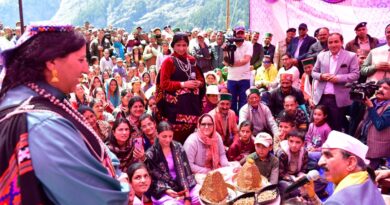 Sukhu receives warm welcome in Pangi valley asks installation of Solar Project HIMACHAL HEADLINES