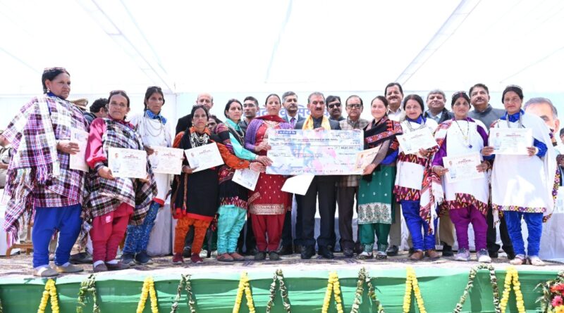 CM Sukhu releases installment under ‘Pyari Behna Sukh Samman Nidhi Yojana’ to 1926 women of Pangi CM Sukhu releases installment under ‘Pyari Behna Sukh Samman Nidhi Yojana’ to 1926 women of Pangi HIMACHAL HEADLINES