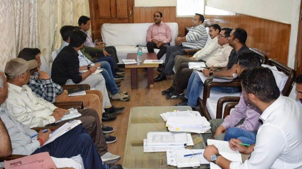 Secretary PWD,  Dr. Abhishek Jain directs officials to expedite four-lane highway work HIMACHAL HEADLINES