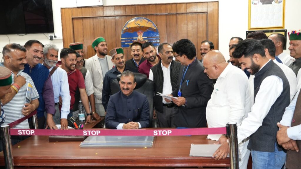 PRIs representatives express gratitude for honorarium hike PRIs representatives express gratitude for honorarium hike HIMACHAL HEADLINES