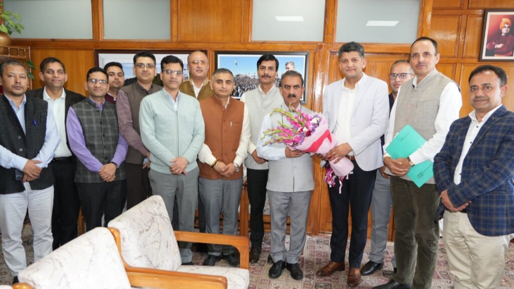 CM Sukhu asks officers to uphold values of honesty and transparency in governance  HIMACHAL HEADLINES
