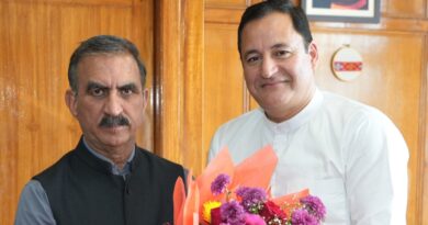 Agriculture Minister of J&K calls on Chief Minister Agriculture Minister of J&K calls on Chief Minister HIMACHAL HEADLINES