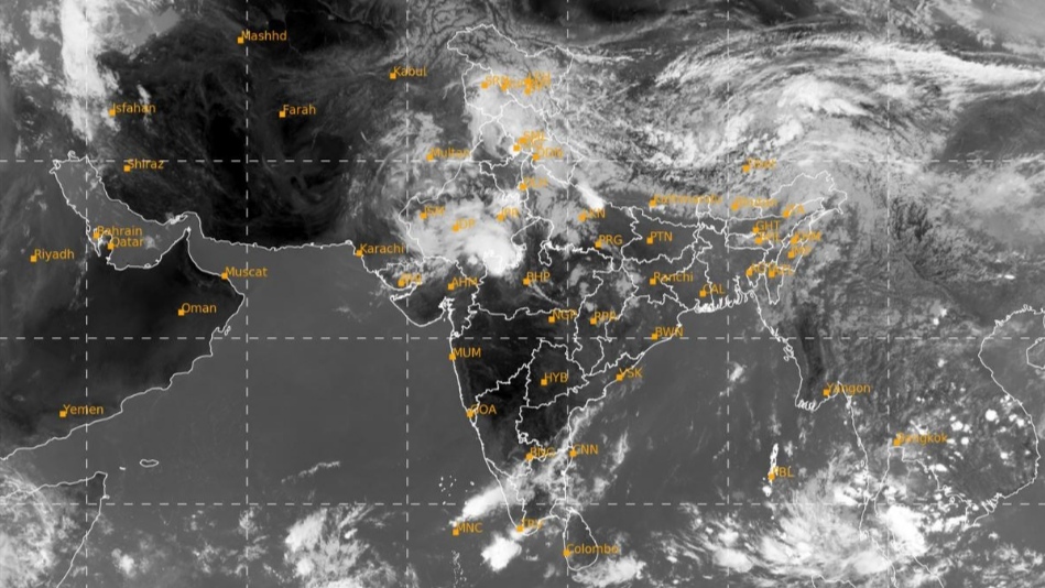 Nature's fury: Amid orange allert Himachal faces devastation from rains & hailstorms HIMACHAL HEADLINES