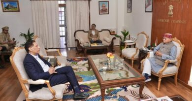 Governor Shukla holds meeting with Chief secretary and other senior officials HIMACHAL HEADLINES