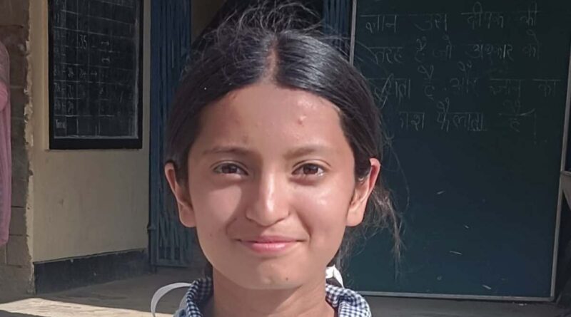 Divya scored 90 percent marks in the 10th class examination Divya scored 90 percent marks in the 10th class examination HIMACHAL HEADLINES