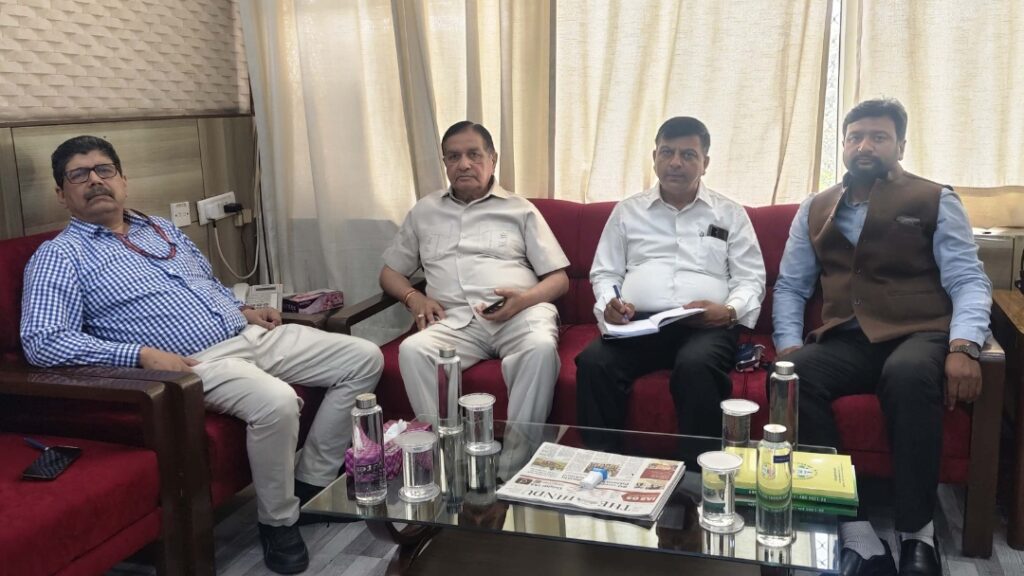 Kuldeep Kumar meets Secretary of National Commission for Safai Karamcharis Kuldeep Kumar meets Secretary of National Commission for Safai Karamcharis HIMACHAL HEADLINES