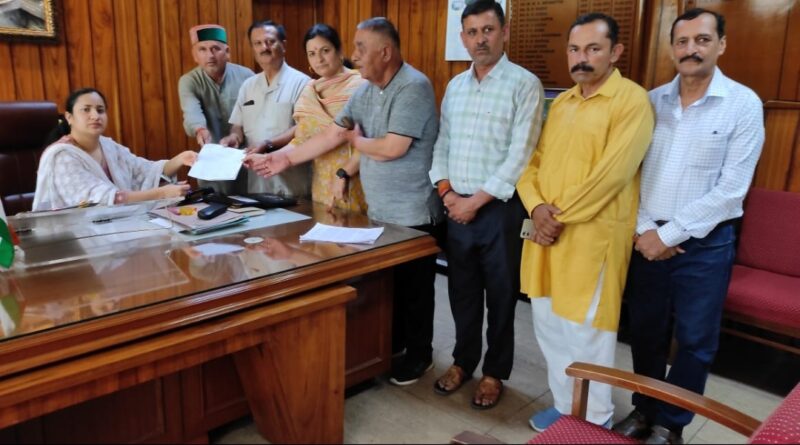 All three wards of the Zila Parishad should be kept as they are in Sangrah development block : Narayan Singh HIMACHAL HEADLINES