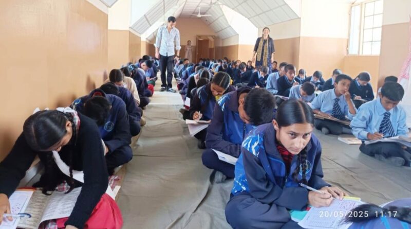 117 children appeared in the exam under the 100 Ratna Yojana of my city in Balg HIMACHAL HEADLINES