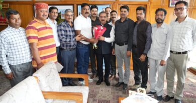 CM Sukhu assures considering demands of drivers and cleaners HIMACHAL HEADLINES