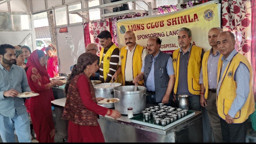 Lions Club Fights Hunger with Heart: Serves 500 Meals at Kamla Nehru Hospital HIMACHAL HEADLINES