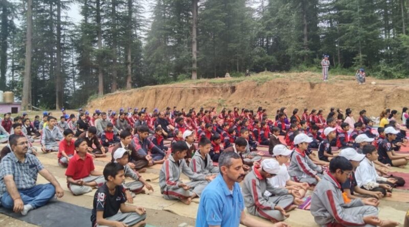 Three-Day Yoga Camp Concludes at Chiyog School HIMACHAL HEADLINES
