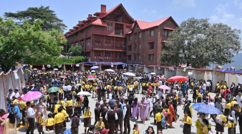 Auckland House School Celebrates 154th Founders' Day and Annual School Carnival with Grandeur Auckland House School Celebrates 154th Founders' Day and Annual School Carnival with Grandeur HIMACHAL HEADLINES