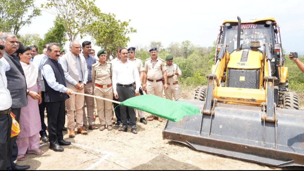 Sukhu dedicates Rs. 100 crore development projects in Dehra Constituency Sukhu dedicates Rs. 100 crore development projects in Dehra Constituency HIMACHAL HEADLINES