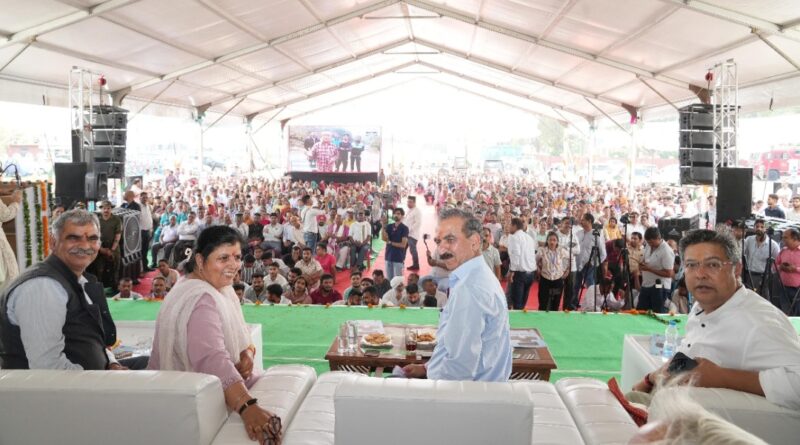 Sukhu distributes land deeds to 89 Pong Dam oustees, announces Rs. 3 lakh as housing aid HIMACHAL HEADLINES