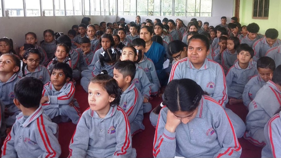 Saksham and Navya got first place in speech competition in child category Saksham and Navya got first place in speech competition in child category HIMACHAL HEADLINES