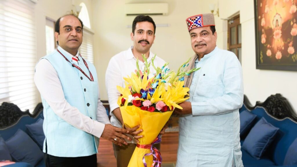 Vikramaditya demands four laning of Dhalli-Rampur road on priority Vikramaditya demands four laning of Dhalli-Rampur road on priority HIMACHAL HEADLINES