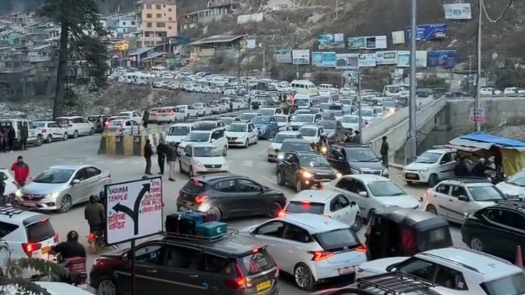 Mountains Crying Out: The Hidden Cost of Mass Gatherings on Fragile Ecosystems HIMACHAL HEADLINES