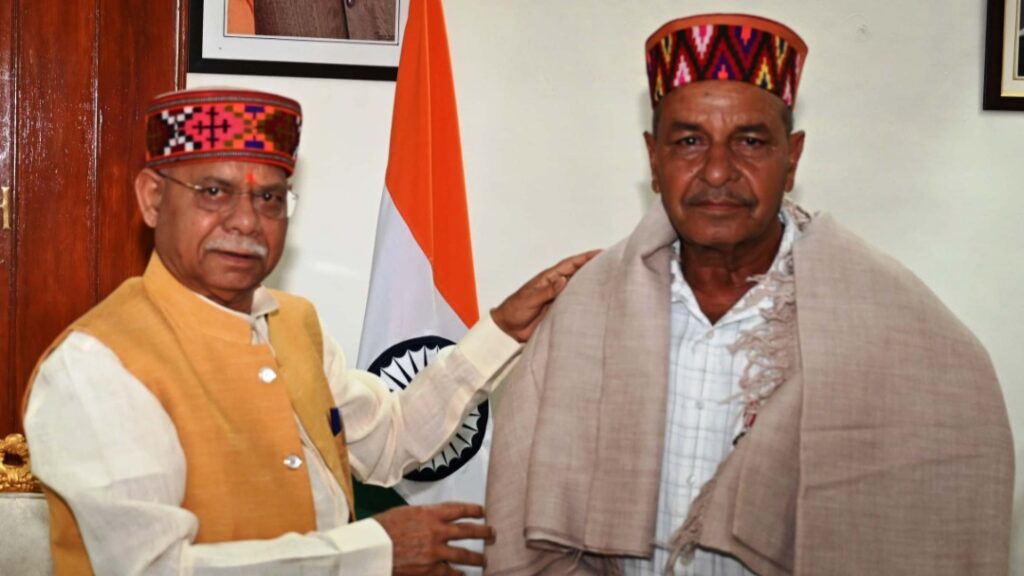 Padmashri Hariman Sharma calls on Governor Shukla Padmashri Hariman Sharma calls on Governor Shukla HIMACHAL HEADLINES