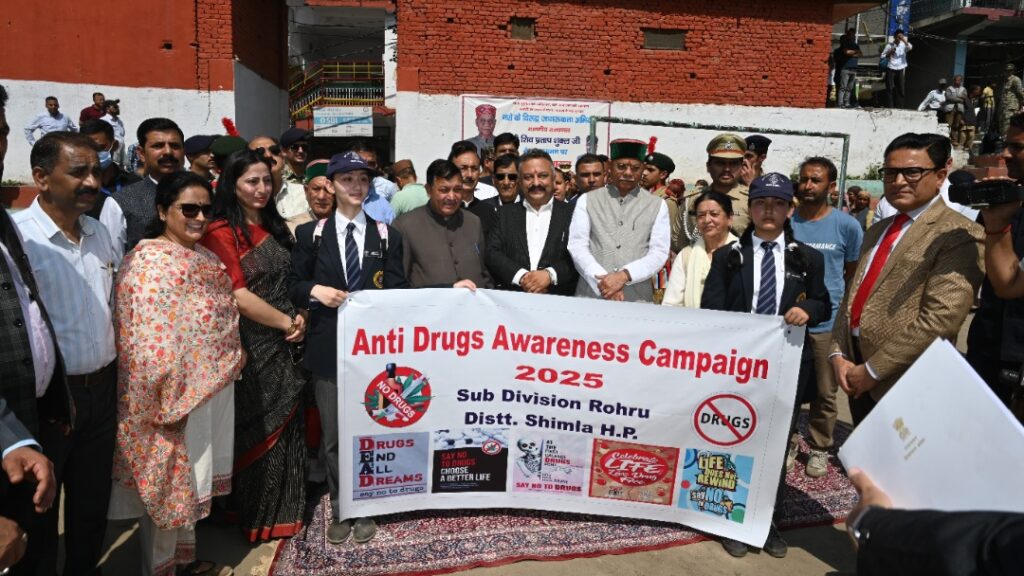Governor Shukla flags off anti-drug awareness campaign from Rohru Governor Shukla flags off anti-drug awareness campaign from Rohru HIMACHAL HEADLINES