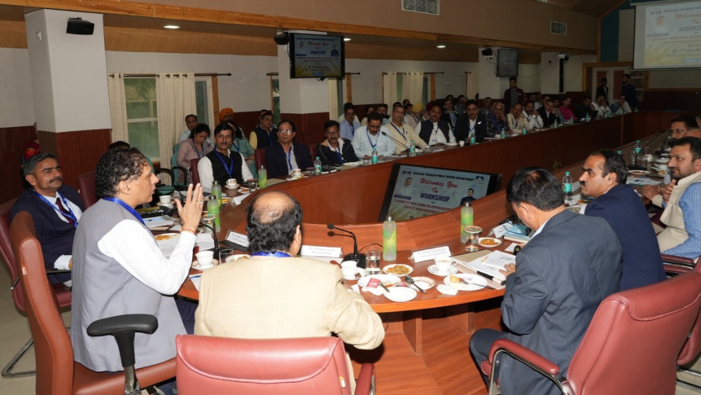 CS Prabodh Saxena stresses need for legal solutions to improve Court Case Management HIMACHAL HEADLINES