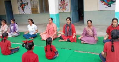 Sandko children practiced yoga in Peeran School Sandko children practiced yoga in Peeran School HIMACHAL HEADLINES