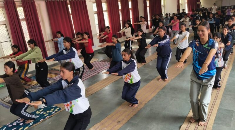 Yoga practice was conducted for the trainees in ITI Rajgarh HIMACHAL HEADLINES