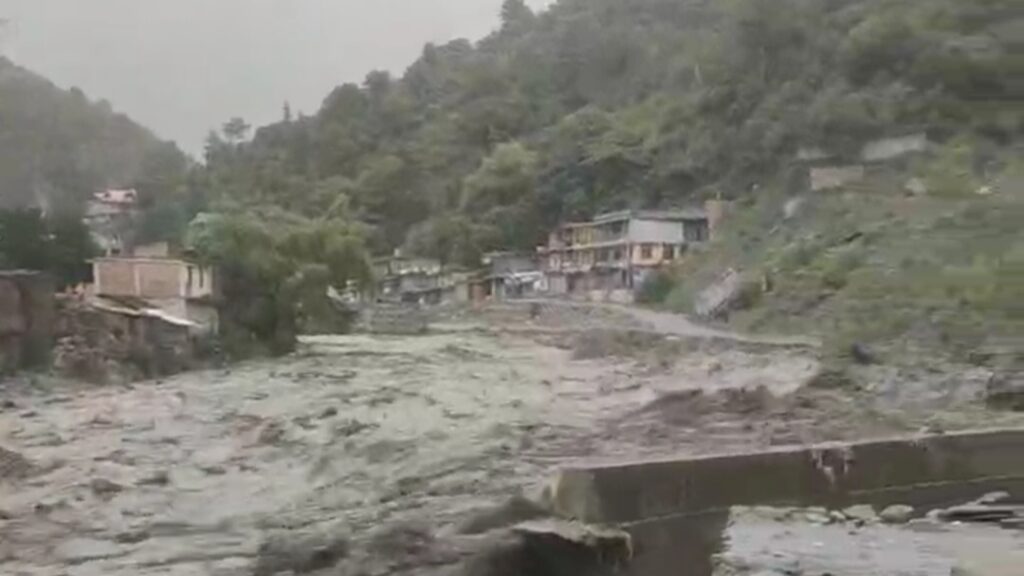 Cloudbursts Ravage Kullu : Flash Floods, Damaged Homes, and Rising River Threats HIMACHAL HEADLINES