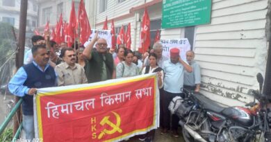 Himachal’s Farmers & Workers Rise Against Highway Chaos HIMACHAL HEADLINES