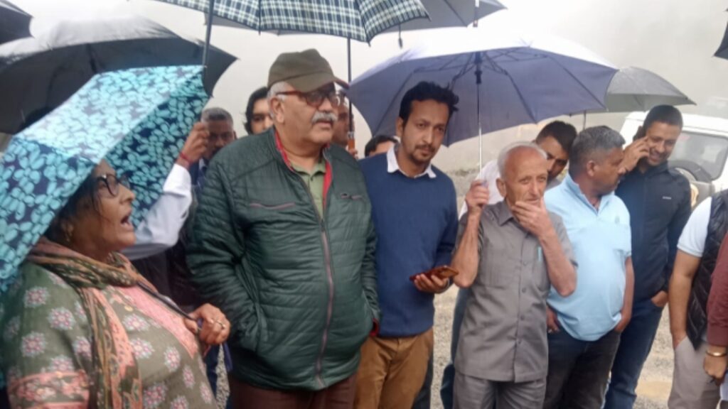 Locals Speak Out as NHAI Reviews Impact of Kalka-Shimla Highway Project HIMACHAL HEADLINES