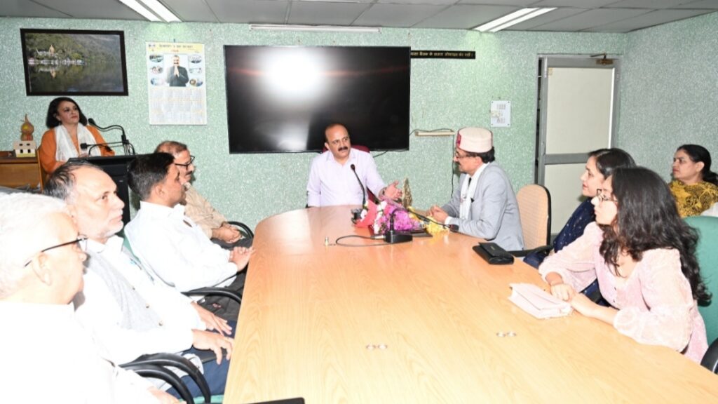 Senior Editor Dr. Rajesh Sharma retires from Department of Information & Public Relations Senior Editor Dr. Rajesh Sharma retires from Department of Information & Public Relations HIMACHAL HEADLINES