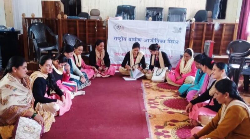 Jai Maa Durga Gram Sangathan Janedghat played an important role in making women self-reliant Jai Maa Durga Gram Sangathan Janedghat played an important role in making women self-reliant HIMACHAL HEADLINES