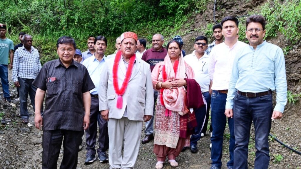Bhupendra retired after 40 years of service in HPPWD HIMACHAL HEADLINES