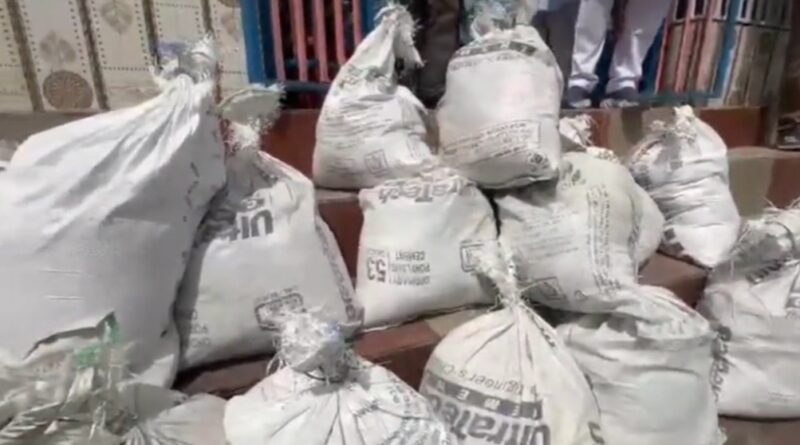 1317 food kits distributed among disaster affected families of Mandi HIMACHAL HEADLINES