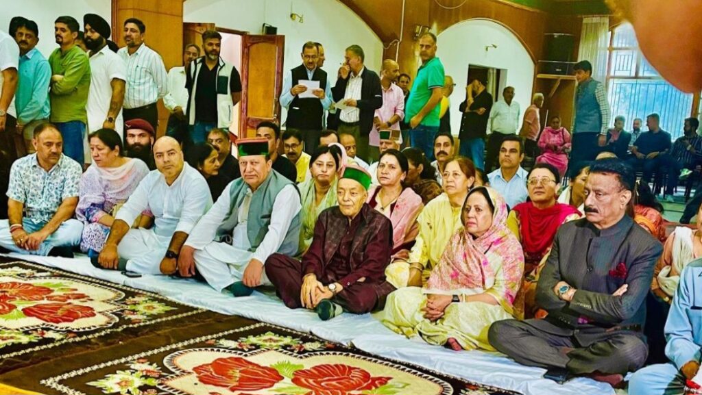 Congress remembered former late CM Virbhadra Singh on his fourth death anniversary HIMACHAL HEADLINES