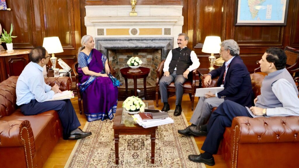 Sukhu meets Union Finance Minister, urges for an increase in borrowing limit of Himachal Sukhu meets Union Finance Minister, urges for an increase in borrowing limit of Himachal HIMACHAL HEADLINES