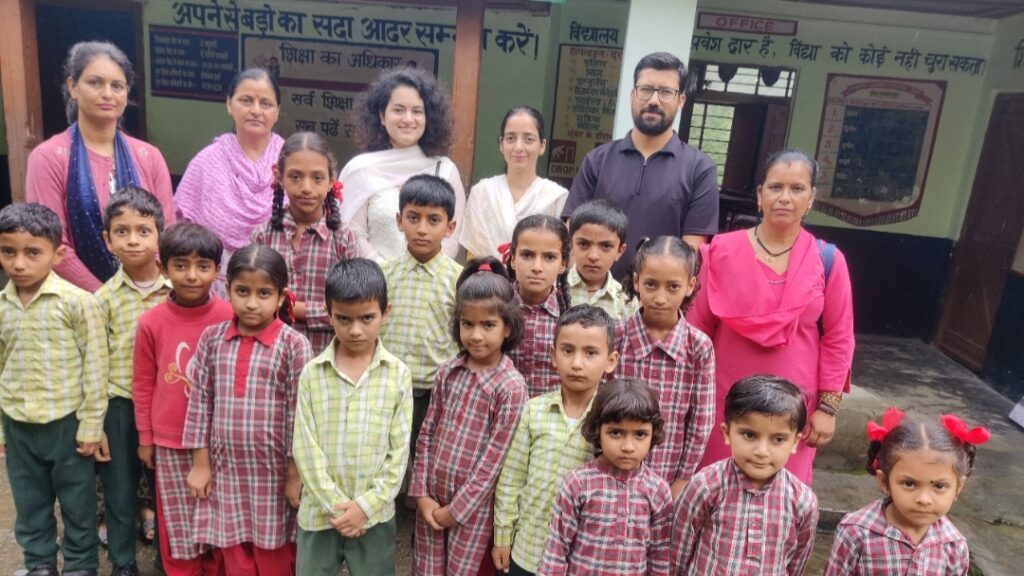 Vaccination done in all the schools of Junga area : Dr. Manoj HIMACHAL HEADLINES