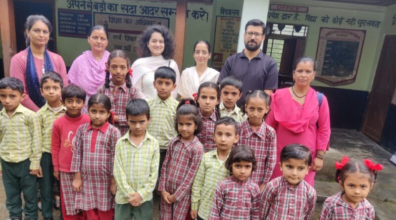 Vaccination done in all the schools of Junga area : Dr. Manoj HIMACHAL HEADLINES