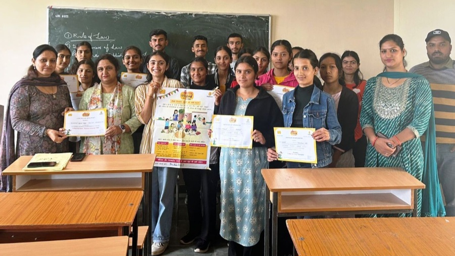 NSS volunteers were honored by NGOs HIMACHAL HEADLINES