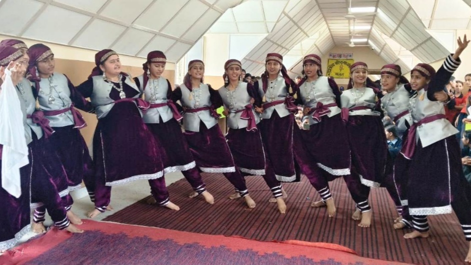 Balag school's performance was the best in the art festival HIMACHAL HEADLINES
