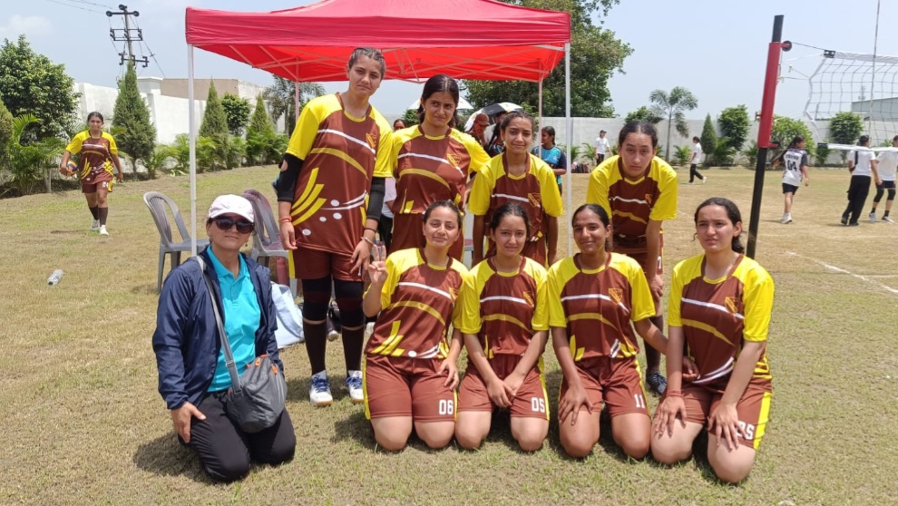 AHS Girls Qualify for Nationals After Silver Win at North Zone Volleyball AHS Girls Qualify for Nationals After Silver Win at North Zone Volleyball HIMACHAL HEADLINES