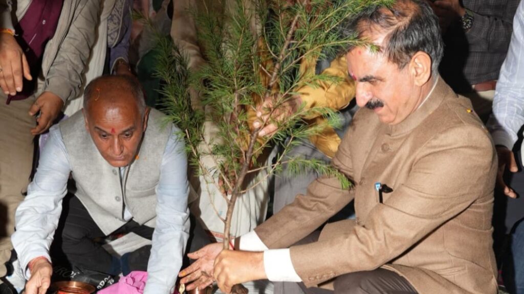 CM Sukhu inaugurates state-level Van-Mahotsav HIMACHAL HEADLINES