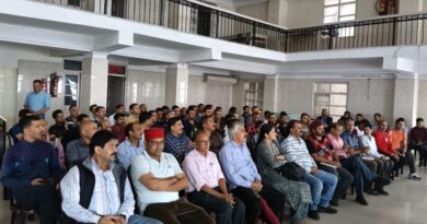 Protest Against Shifting HPTDC Office from Shimla to Dharamshala HIMACHAL HEADLINES