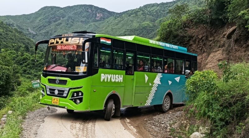 People demanded to install crash barriers in Jaghed Dhank and Kainchi HIMACHAL HEADLINES