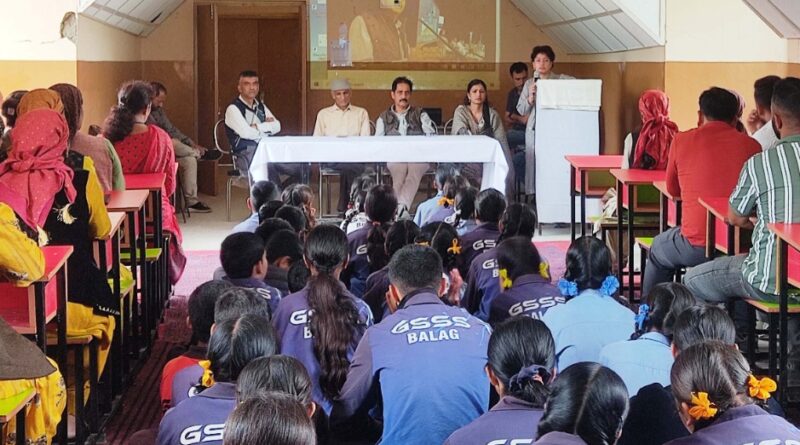 Various topics discussed in Balg School during dialogue program Various topics discussed in Balg School during dialogue program HIMACHAL HEADLINES